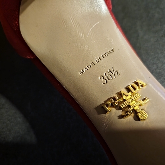 PRADA Red Suede Ankle Strap Sandals Sz 36.5 (6) - Picture 15 of 16